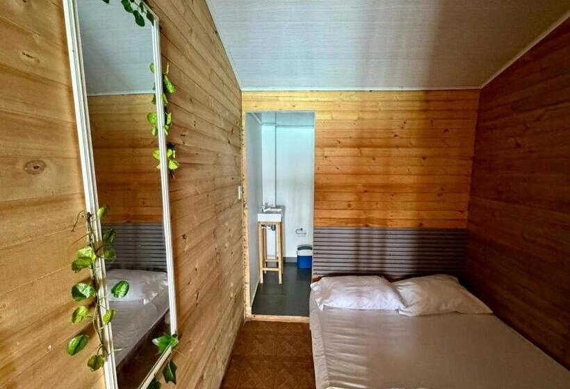 پانسیون Raw Kokomar Posadanativa