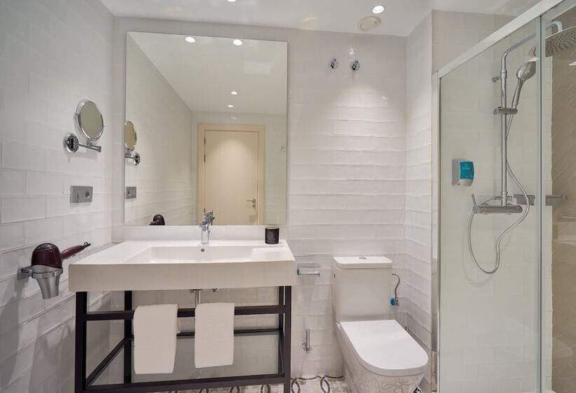 בית מלון כפרי Tandem Soho Suites