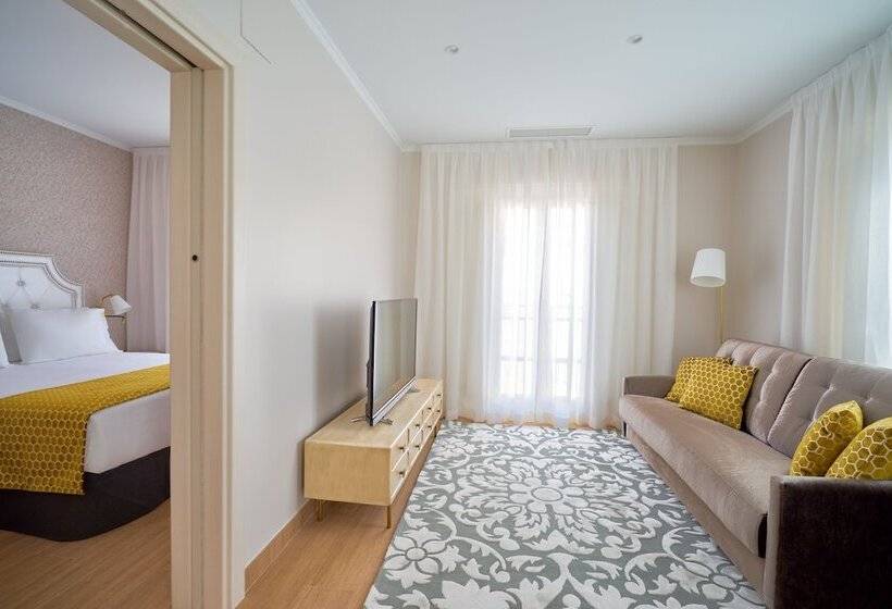 בית מלון כפרי Tandem Soho Suites