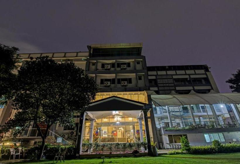 Fotos del hotel Treebo Trend Canna Ngv:  4