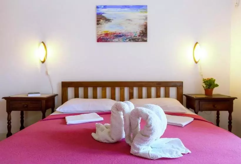 پانسیون Guest House Mandarina
