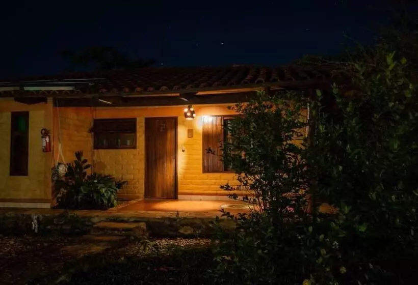 ペンション Pousada Aruana