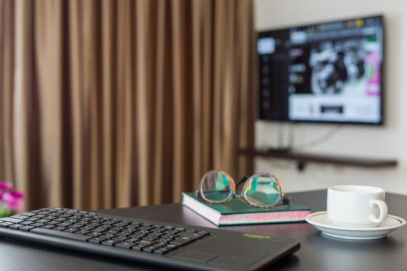 The Suites Apartment & Residence