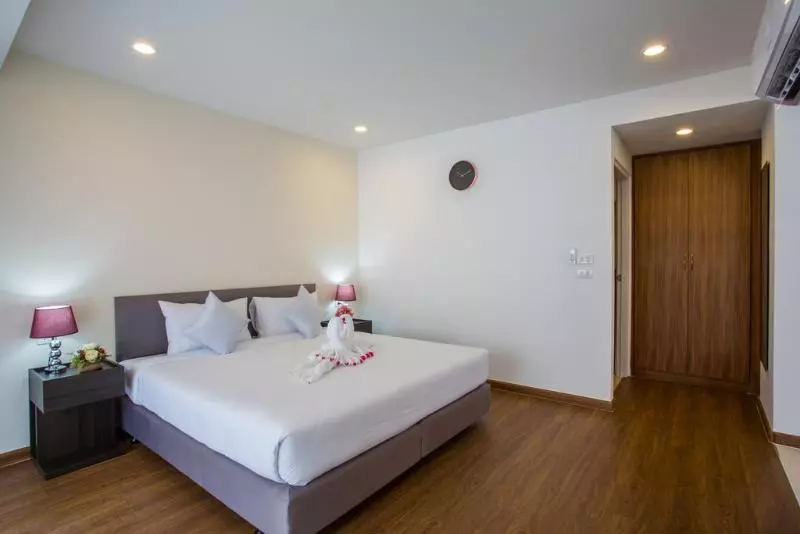 The Suites Apartment & Residence
