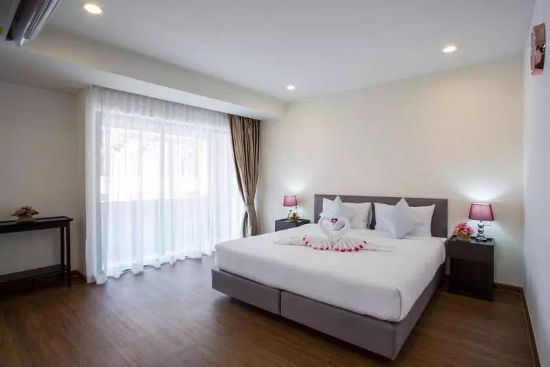 The Suites Apartment & Residence