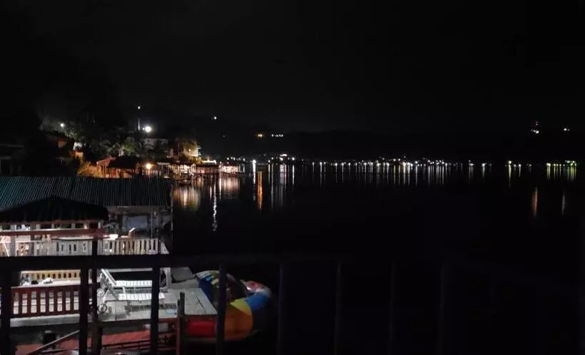 پانسیون Captain Morgan Hostel Lake Coatepeque