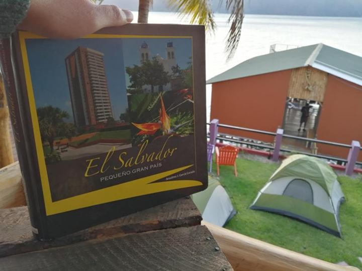 پانسیون Captain Morgan Hostel Lake Coatepeque