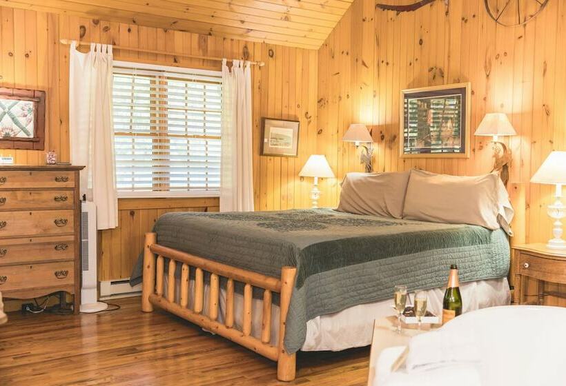 مبيت وإفطار Autumn Ridge Cottages