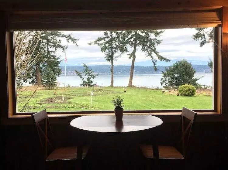ベッドアンドブレックファースト The Bluff On Whidbey