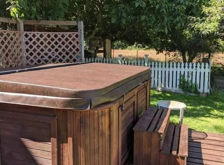 ベッドアンドブレックファースト The Bluff On Whidbey