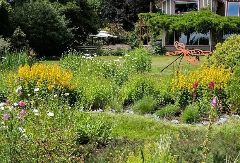 ベッドアンドブレックファースト The Bluff On Whidbey