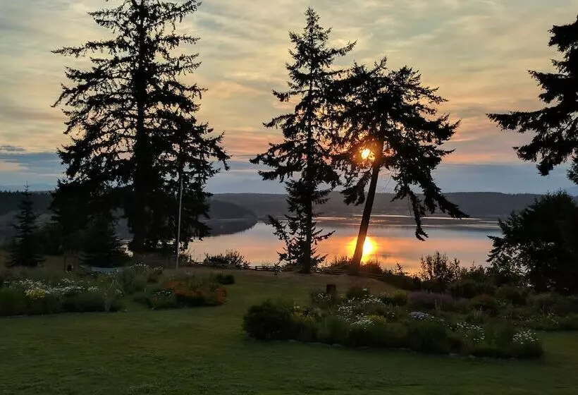 ベッドアンドブレックファースト The Bluff On Whidbey