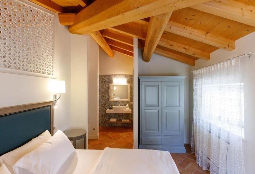 مبيت وإفطار Villa Padovani Relais De Charme   Adults Only