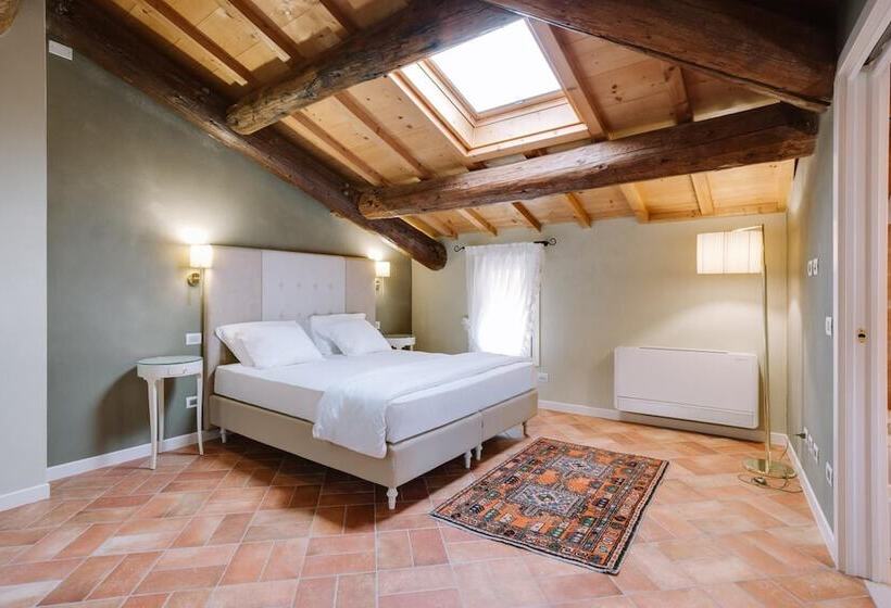 مبيت وإفطار Villa Padovani Relais De Charme   Adults Only