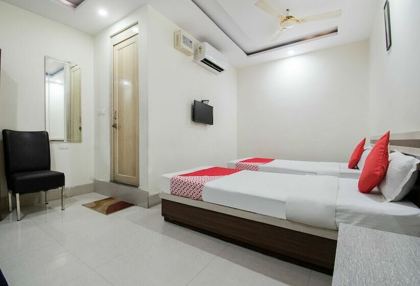 בית מלון כפרי Aarav Plaza