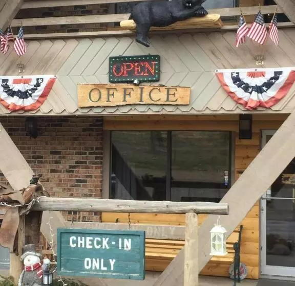 Motelli Rocky Mountain Lodge