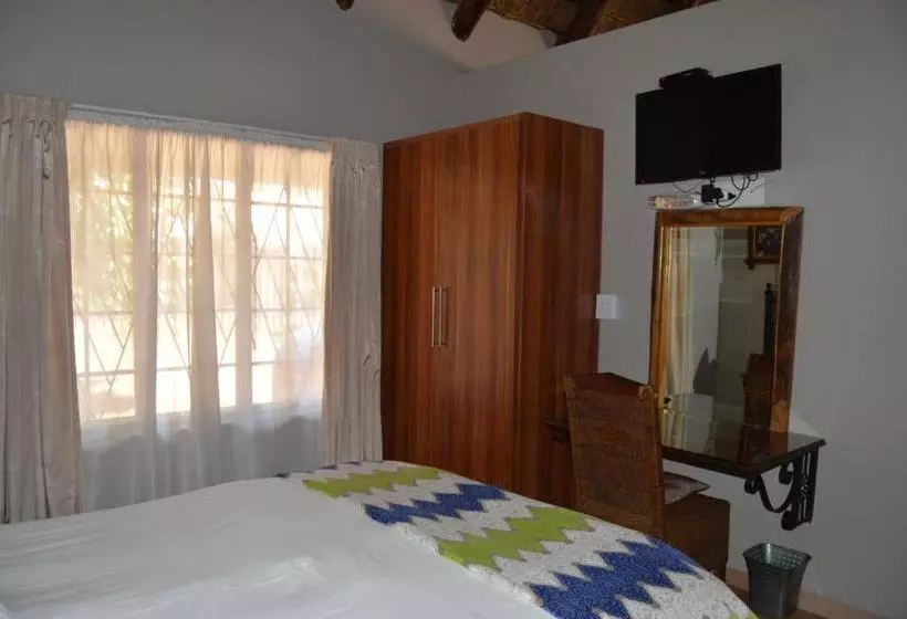 Majatalo Jarina Guesthouse