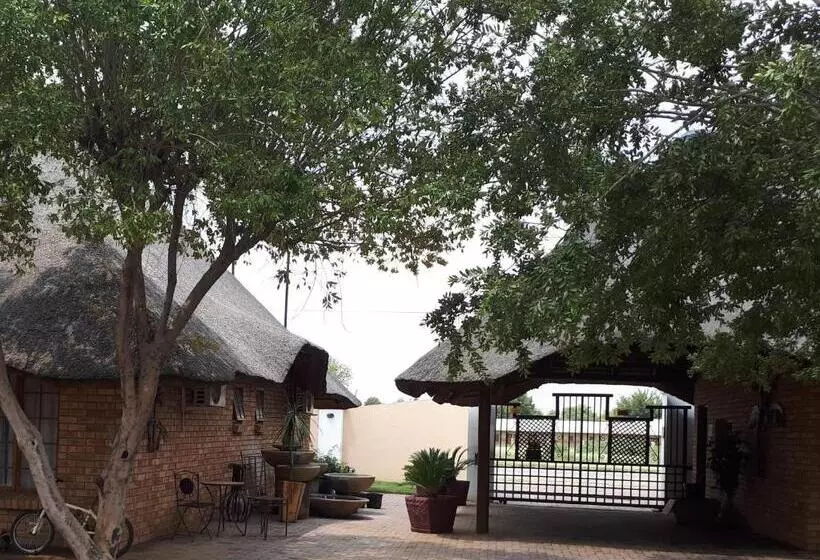 Majatalo Jarina Guesthouse