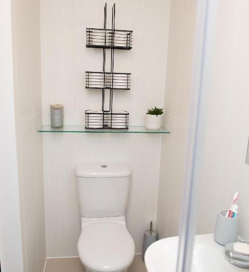 膳宿费 Pinehill Rooms