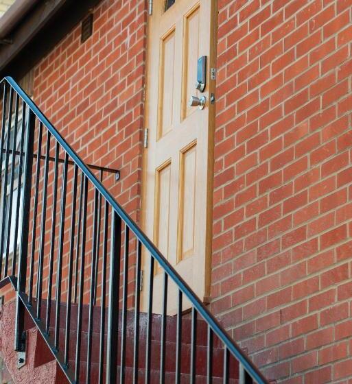 膳宿费 Pinehill Rooms