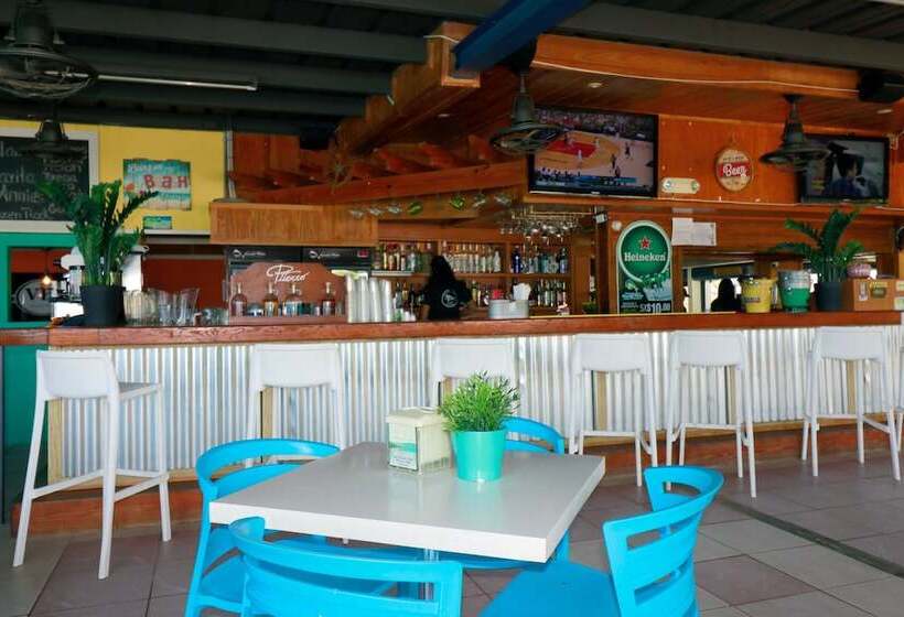 پانسیون Rooms Boutique By Annie S