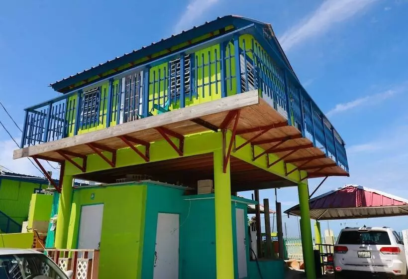 پانسیون Rooms Boutique By Annie S