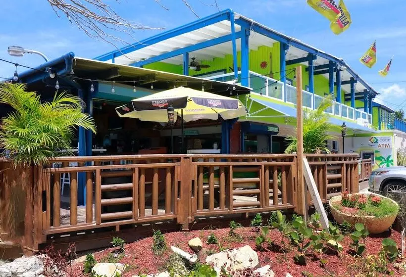 پانسیون Rooms Boutique By Annie S