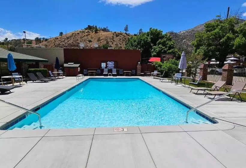 Motelli Kernville Inn