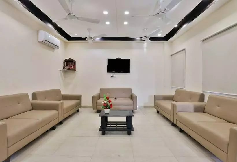 Oyo 22551 Hotel Ssv