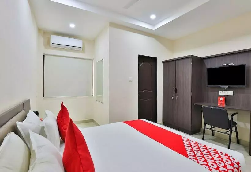 Oyo 22551 Hotel Ssv