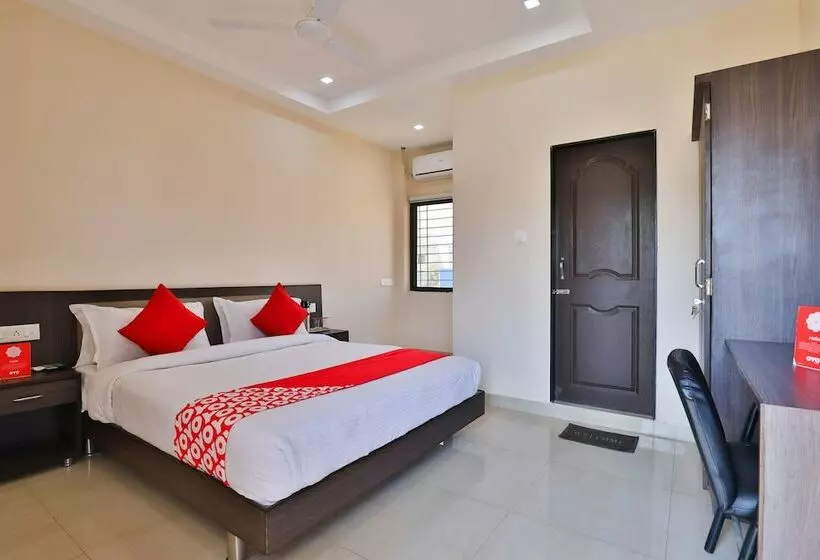 Oyo 22551 Hotel Ssv
