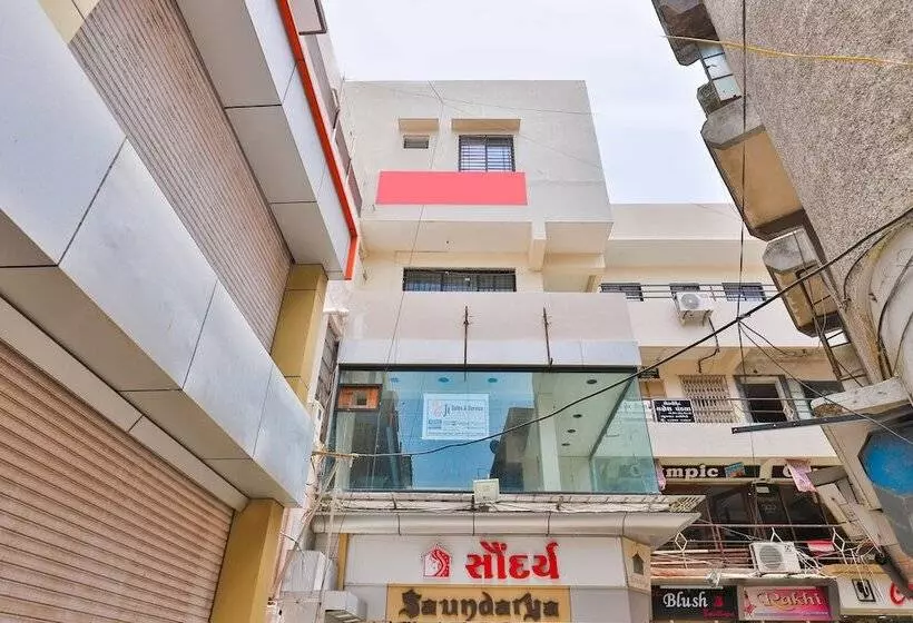 Oyo 22551 Hotel Ssv