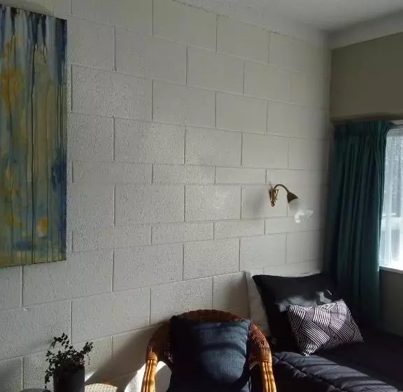 Majatalo Redwood Lodge Motel