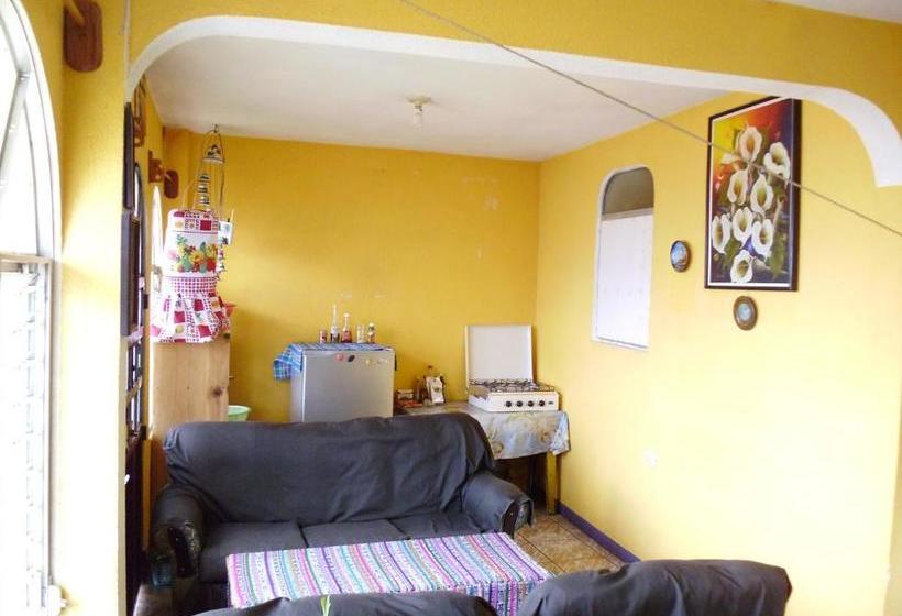 پانسیون Una Noche Con Mical