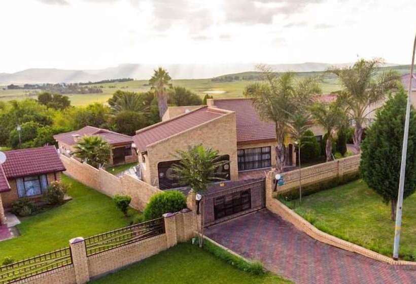 צימר Kwantulindawo Guesthouse Newcastle