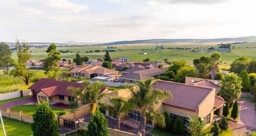 צימר Kwantulindawo Guesthouse Newcastle