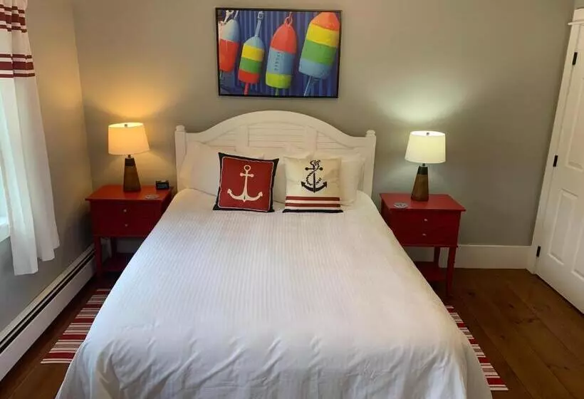 Aamiaismajoitus (B&B) White Sails Inn