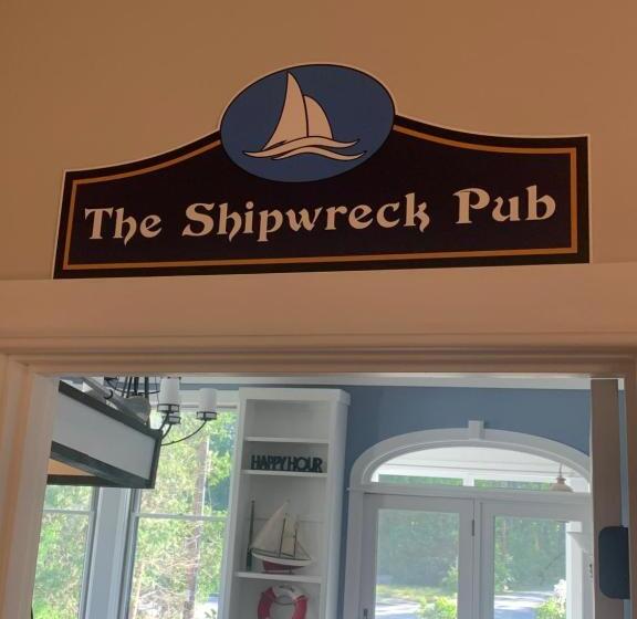 مبيت وإفطار White Sails Inn