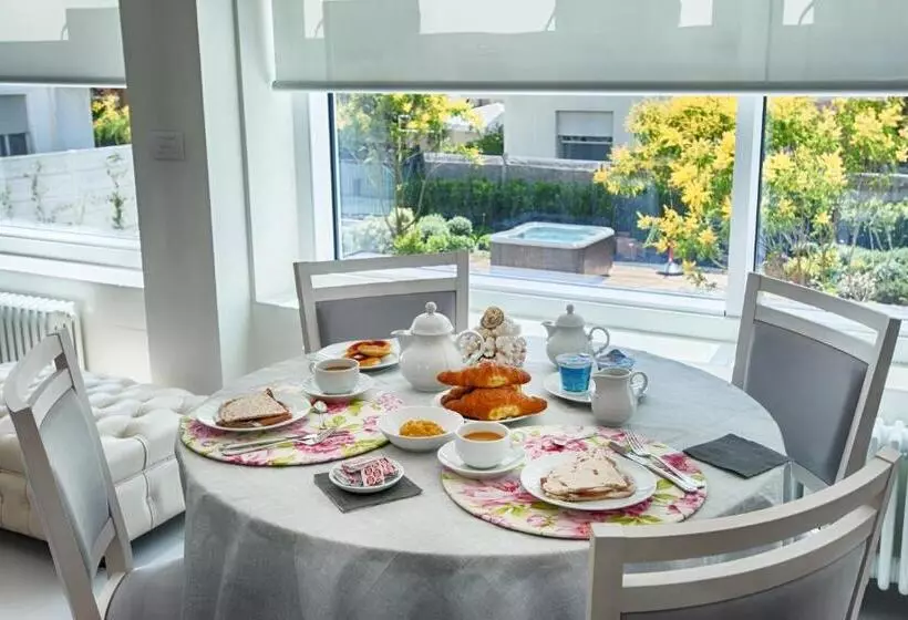 ベッドアンドブレックファースト Mon Pays