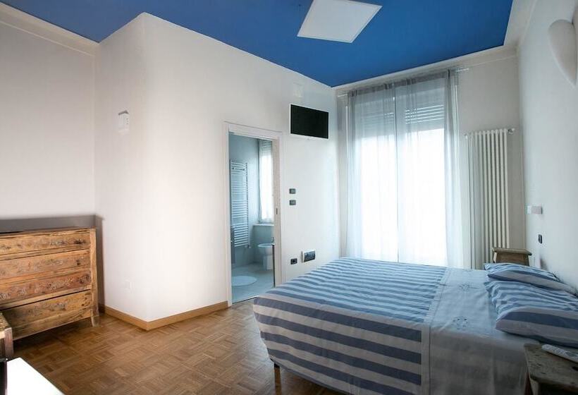 Пансион Boulevard 900