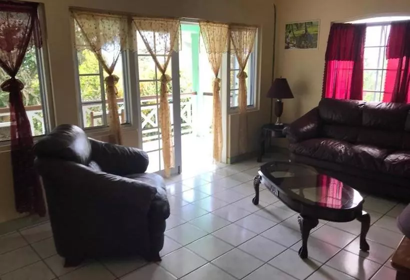 پانسیون Marvey S Place