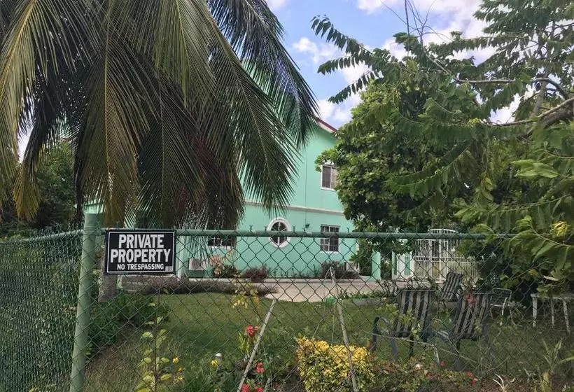 پانسیون Marvey S Place