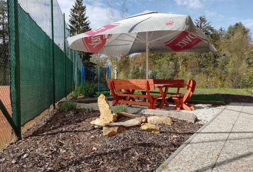 پانسیون Penzion Adéla