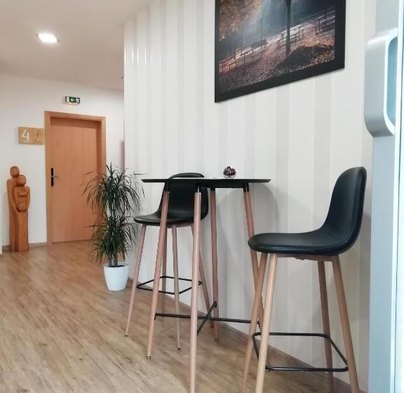 پانسیون Penzion Adéla