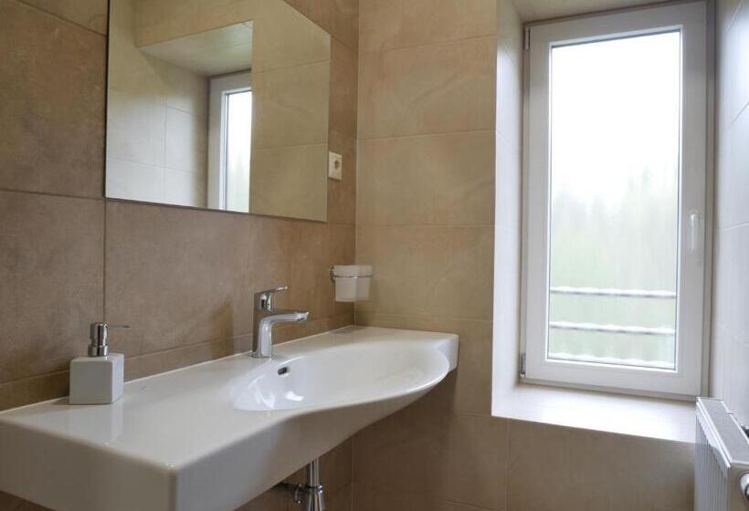 پانسیون Penzion Adéla