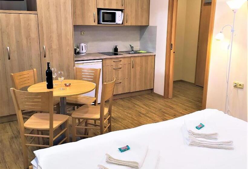 پانسیون Penzion Adéla