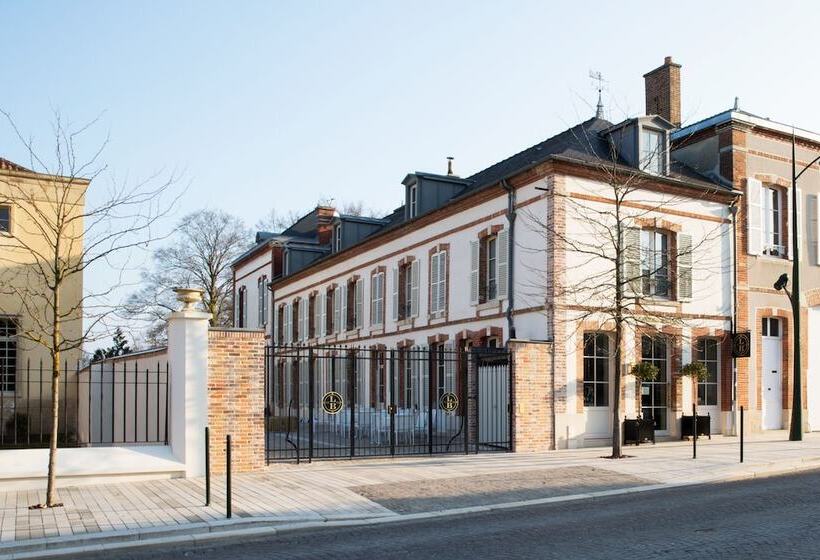 تختخواب و صبحانه Le 25bis By Leclerc Briant