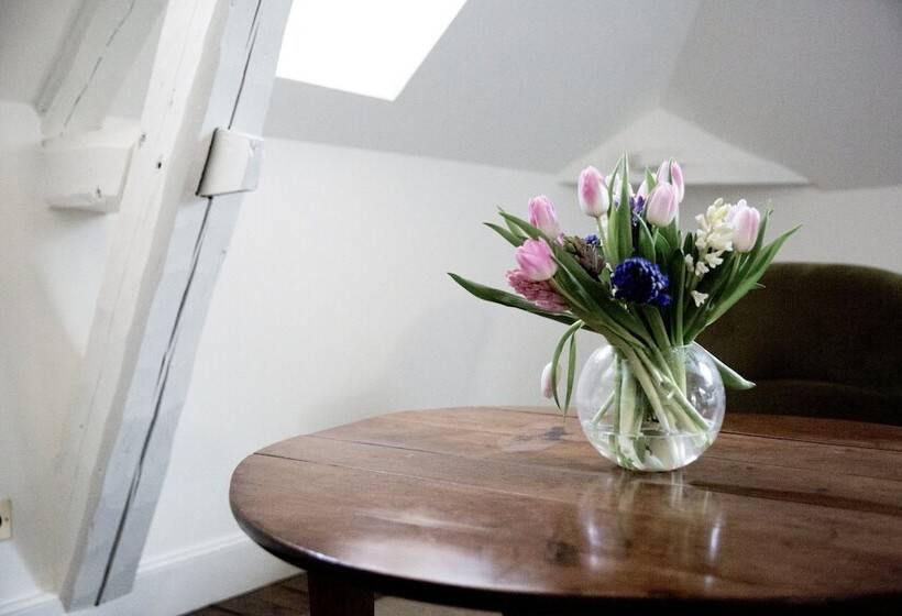 تختخواب و صبحانه Le 25bis By Leclerc Briant