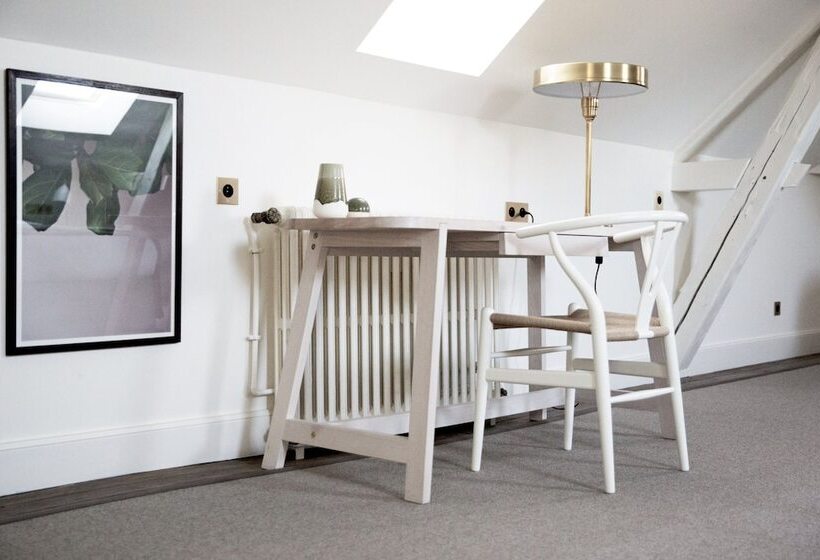 تختخواب و صبحانه Le 25bis By Leclerc Briant