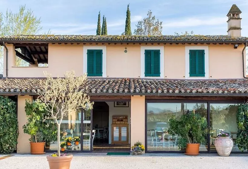 هتل Villaggio Le Stelline